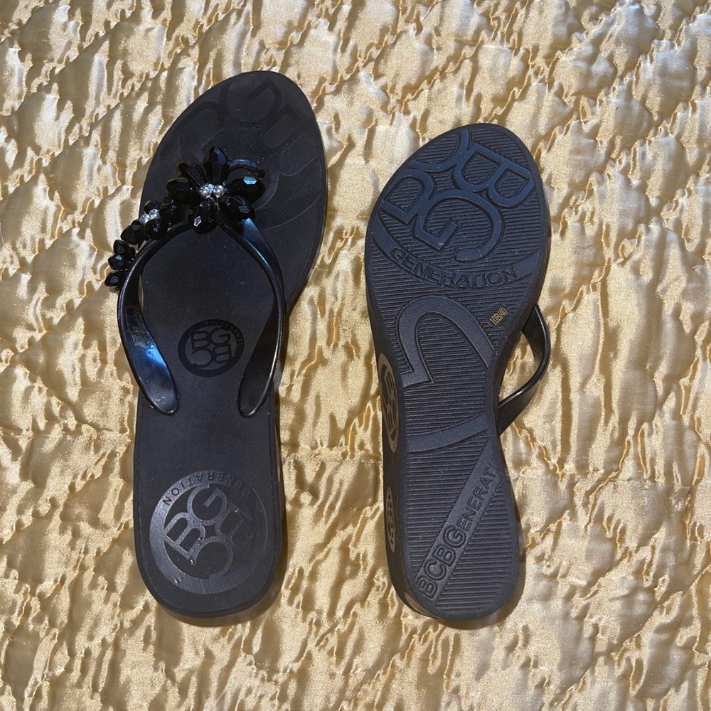 Bcbgeneration Platform Wedge Flip Flop Monogram - image 4